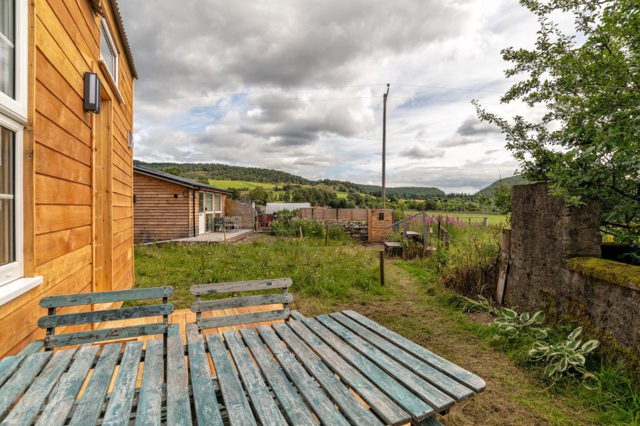 Enchanting Tiny House With Wood Burner And Hot Tub In Cairngorms Ballater Exteriér fotografie