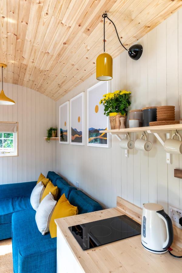 Enchanting Tiny House With Wood Burner And Hot Tub In Cairngorms Ballater Exteriér fotografie